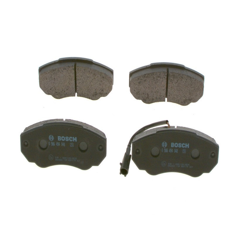 Fiat Ducato 15 2.0 i.e. 4x4 4/2002 - 8/2006 81 kW Diskli fren balatası seti; ön
